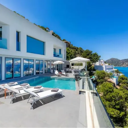 Villa Ema, Moderna Con Piscina Frente Al Mar